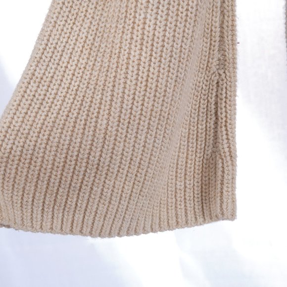 Old Navy Beige Knit Soft Sweater Medium - Picture 4 of 7